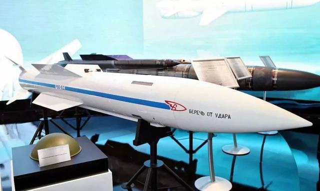 AA-8空空導(dǎo)彈，現(xiàn)代空中作戰(zhàn)的關(guān)鍵武器，AA-8空空導(dǎo)彈，現(xiàn)代空中作戰(zhàn)核心武器