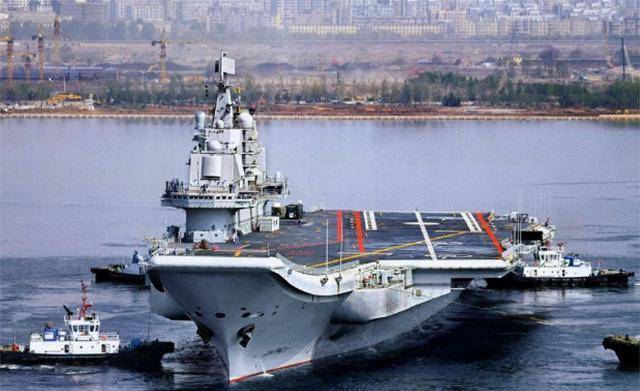 航空母艦，水面艦艇中的核心作戰(zhàn)平臺及其重要性，航空母艦，水面艦艇核心作戰(zhàn)平臺的重要性