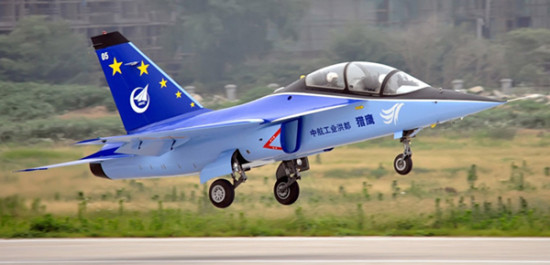 T38教練機(jī)與F5戰(zhàn)斗機(jī)區(qū)別探究，T38教練機(jī)與F5戰(zhàn)斗機(jī)的性能差異探究