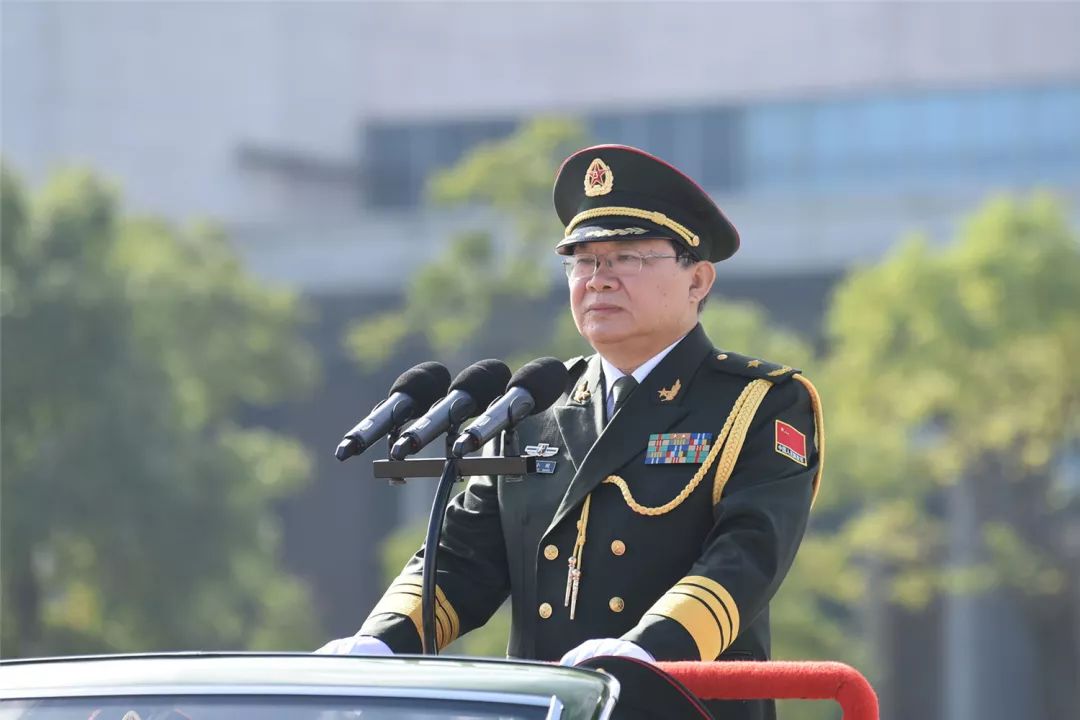 武警部隊(duì)政委劉，忠誠(chéng)使命，砥礪前行，武警部隊(duì)政委劉砥礪前行，忠誠(chéng)使命鑄就輝煌