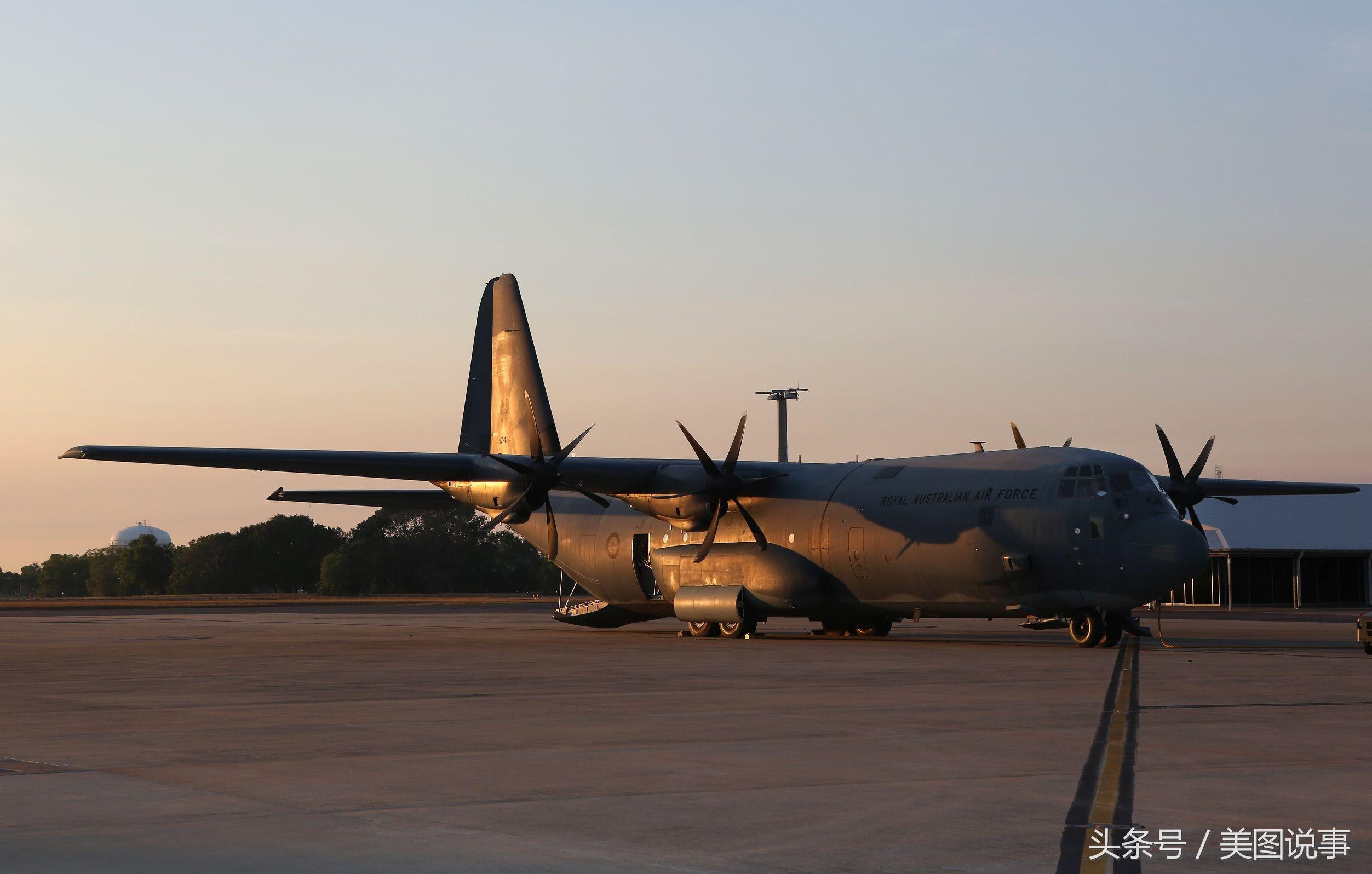 C-130運(yùn)輸機(jī)繪畫指南，一步步帶你走進(jìn)航空藝術(shù)的殿堂，C-130運(yùn)輸機(jī)繪畫指南，航空藝術(shù)的探索之旅