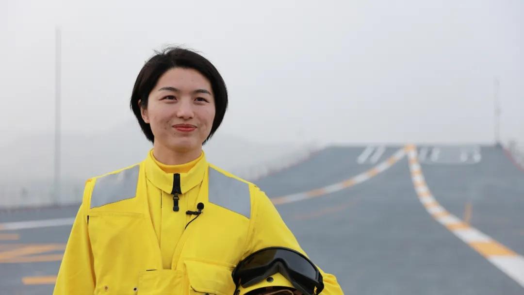 遼寧艦首次起降視頻完整版，揭示中國海軍航母力量的崛起，遼寧艦首次起降視頻完整版揭秘，中國海軍航母力量的崛起之路