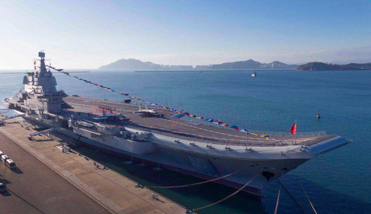 山東艦下水到海試，中國海軍新一代航母的崛起之路，中國海軍新一代航母山東艦下水到海試的崛起之路