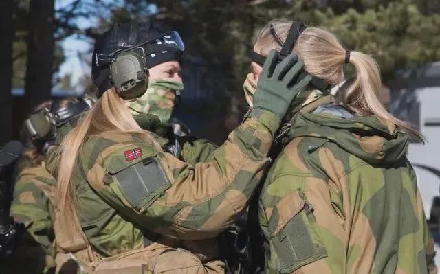 中國女特種兵之光——劉猛，中國女特種兵之光，劉猛的榮耀之路