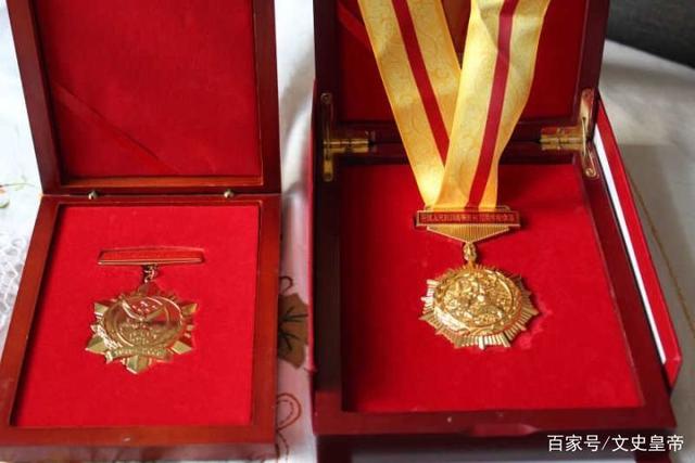 一等功榮譽背后的價值變遷，為何現(xiàn)在一等功不再值錢？，一等功榮譽背后的價值變遷，時代變遷下的榮譽貶值現(xiàn)象探討
