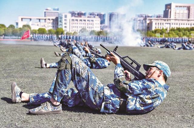 國防軍事