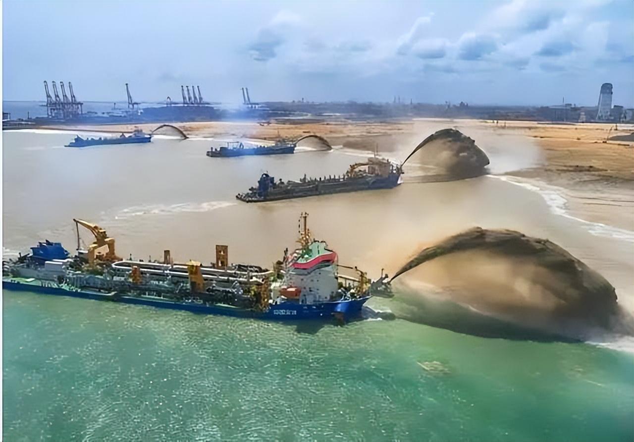 中國(guó)海警驅(qū)逐越南海警，維護(hù)海洋秩序，捍衛(wèi)國(guó)家主權(quán)，中國(guó)海警捍衛(wèi)國(guó)家主權(quán)，驅(qū)逐越南海警，維護(hù)海洋秩序行動(dòng)堅(jiān)決