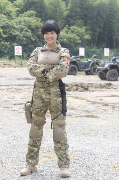 真實(shí)的女特種兵，榮耀與犧牲的交織，真實(shí)女特種兵，榮耀與犧牲的輝映之路