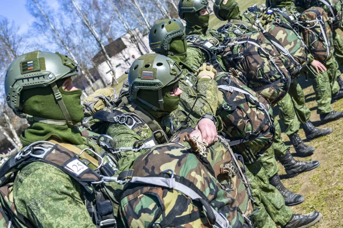 空降兵15軍45師，英勇無畏，鑄就輝煌美篇，空降兵15軍45師，英勇鑄就輝煌篇章