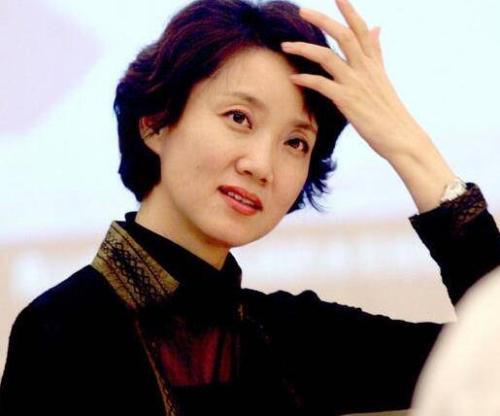 中央軍事頻道女主持人被間諜風(fēng)波揭秘，中央軍事頻道女主持人卷入間諜風(fēng)波揭秘真相
