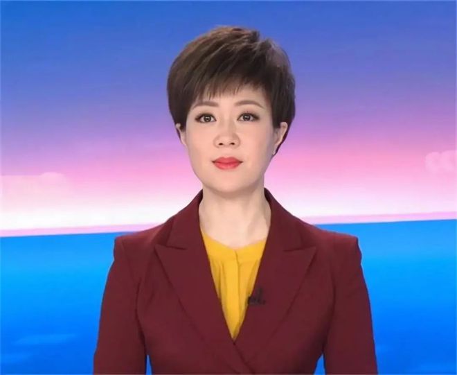 王月，軍事報(bào)道中的璀璨星辰，王月，軍事報(bào)道中的閃耀之星