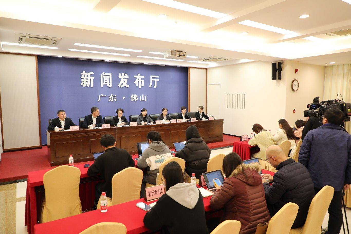 新聞發(fā)布會(huì)觀后感，深度洞察媒體時(shí)代的傳播力量，媒體時(shí)代傳播力量的深度洞察，新聞發(fā)布會(huì)觀后感