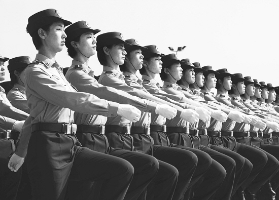 女兵方隊(duì)電影在線播放，展現(xiàn)女性力量的獨(dú)特魅力，女兵方隊(duì)電影展現(xiàn)女性獨(dú)特魅力，在線播放欣賞