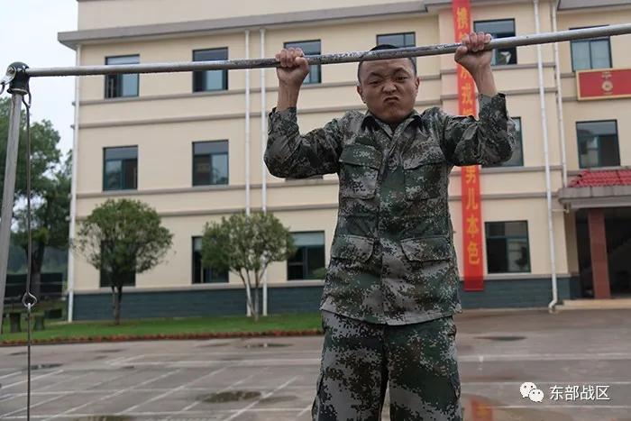 大學生入伍空軍后的職責與擔當，大學生入伍空軍后的職責與擔當，新時代青年的使命與榮耀