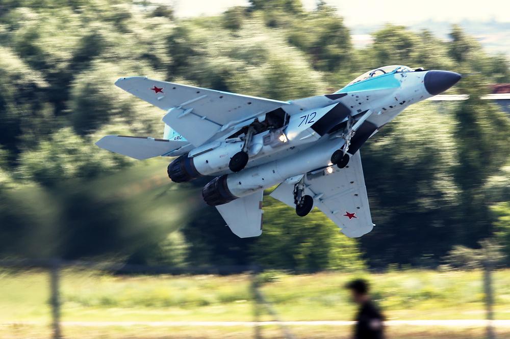 直15直升機的競爭對手，航空領域的激烈角逐，直15直升機的競爭對手，航空領域的競爭風暴