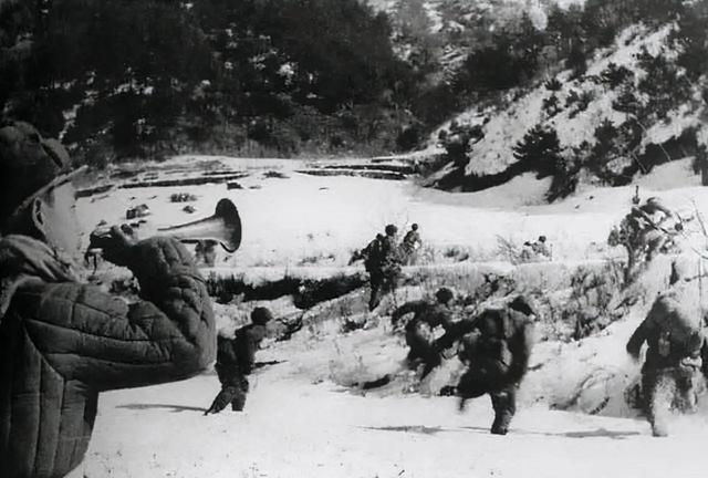 志愿軍戰(zhàn)斗力有多強(qiáng)悍，歷史與現(xiàn)實(shí)的見(jiàn)證，歷史與現(xiàn)實(shí)見(jiàn)證，志愿軍戰(zhàn)斗力的強(qiáng)悍展現(xiàn)