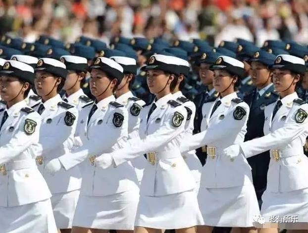 閱兵最漂亮的中國女兵圖片，榮耀與力量的展現(xiàn)，閱兵中的中國女兵風采，榮耀與力量的展現(xiàn)