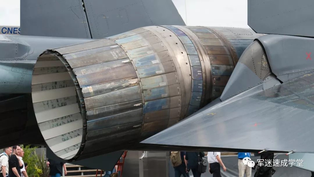 矢量推力發(fā)動機，引領航空動力技術的革新，矢量推力發(fā)動機，引領航空動力技術的革新風潮