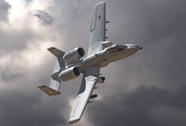 A10攻擊機與烏克蘭，軍事合作與技術(shù)交流的深度探討，A10攻擊機與烏克蘭的軍事合作與技術(shù)交流深度探究