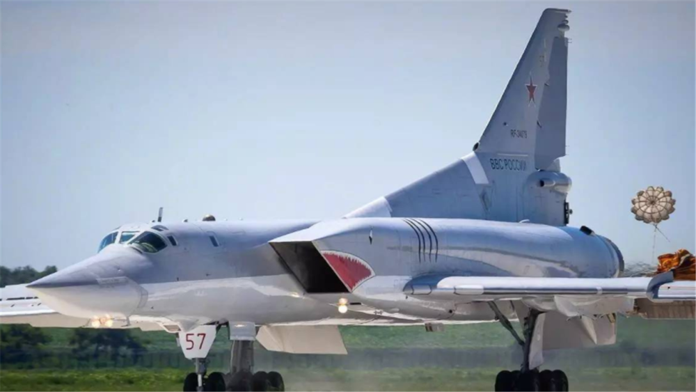 圖22M3逆火轟炸機(jī)缺點(diǎn)分析，圖22M3逆火轟炸機(jī)的缺陷解析