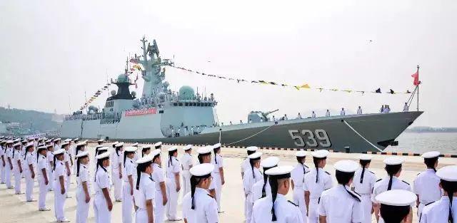 今天是海軍節(jié)嗎？慶祝海軍力量的榮耀與輝煌，海軍節(jié)慶典，頌揚(yáng)海軍力量的榮耀與輝煌