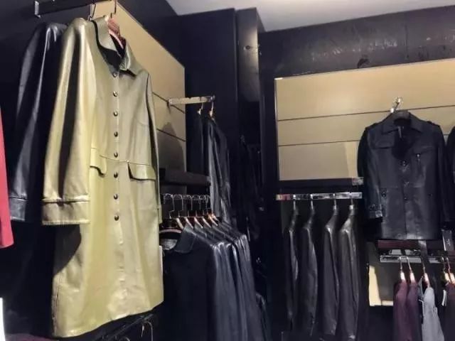 美軍裝備中的羊毛大衣與羊毛毯，歷史、功能與重要性，美軍羊毛大衣與羊毛毯，歷史、功能與重要性探究