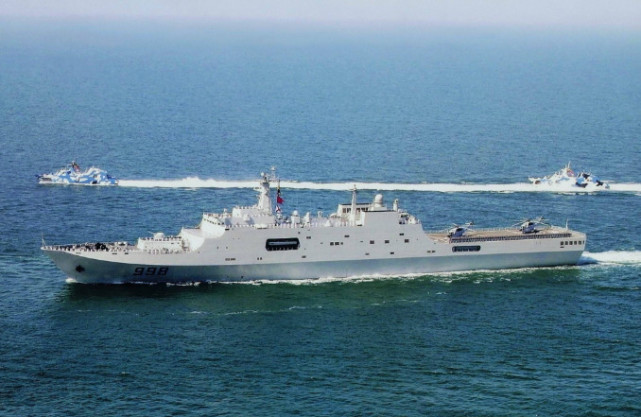 昆侖山號(hào)驅(qū)逐艦，中國(guó)海軍的驕傲，昆侖山號(hào)驅(qū)逐艦，中國(guó)海軍的榮耀之劍