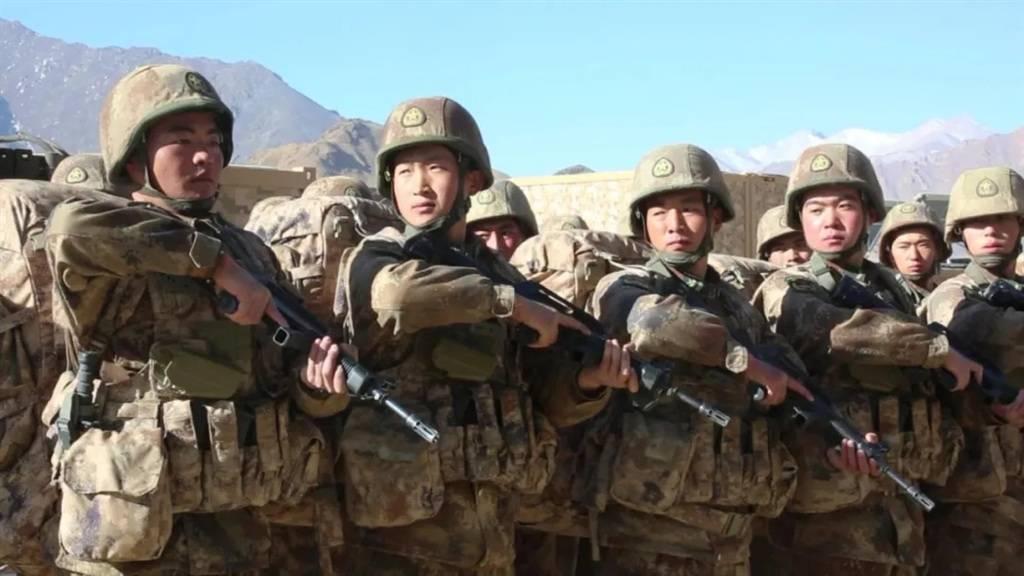 星空迷彩單兵攜行具，現(xiàn)代化士兵的得力助手，現(xiàn)代化士兵的得力裝備，星空迷彩單兵攜行具