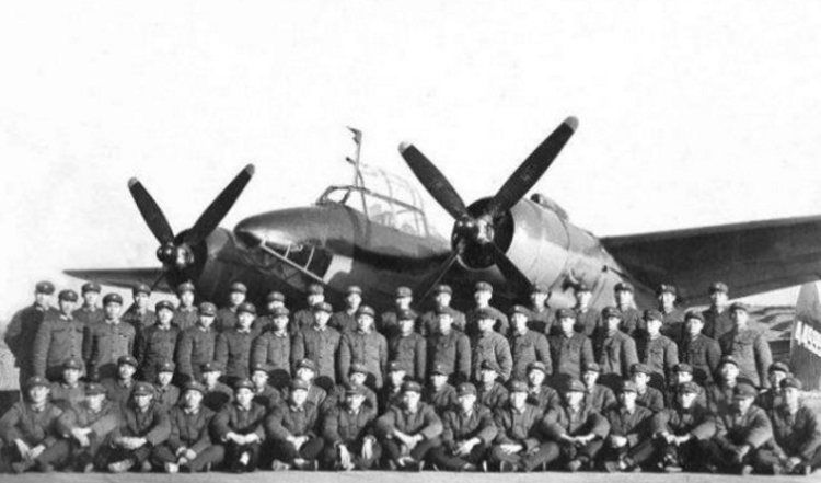 中國(guó)第一支空軍的成立時(shí)間，歷史回顧與意義深遠(yuǎn)，中國(guó)空軍先驅(qū)，首支空軍成立的時(shí)間、歷史回顧及其深遠(yuǎn)影響