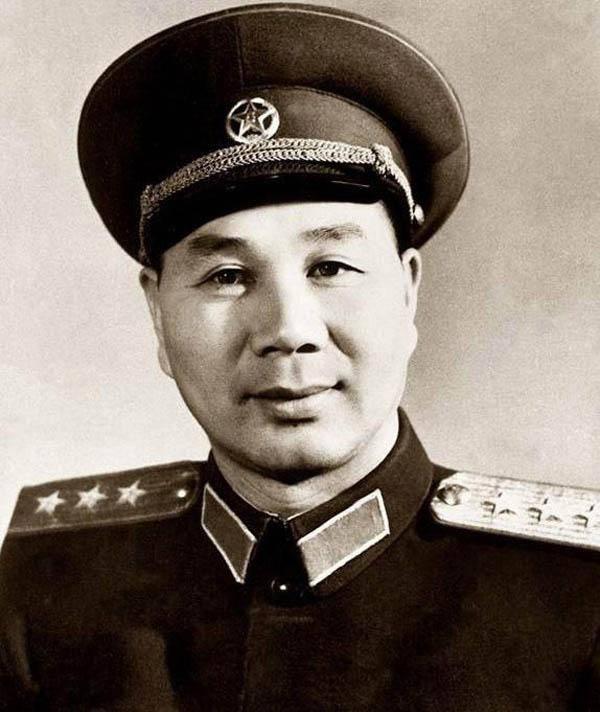 揭秘中國第一任總參謀長，英勇無畏的朱德元帥，朱德元帥，中國第一任總參謀長的英勇傳奇
